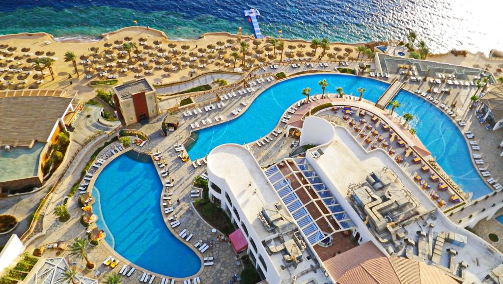 Reef Oasis Blue Bay Resort & Spa